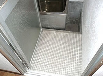 代表的なマンションの在来工法浴室の例1