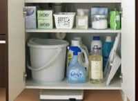 洗濯用洗剤や柔軟剤等のボトルにも対応 !キッチンだけでなく便利な収納を。